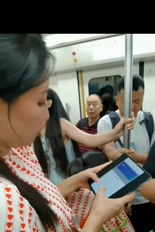 (空大师）上下通透少妇，情趣窄内,臀型很美