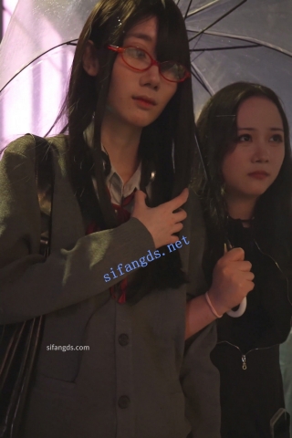 (BC-AA-539)长腿制服jk小姐姐..扶梯被抄底窄内中间湿了